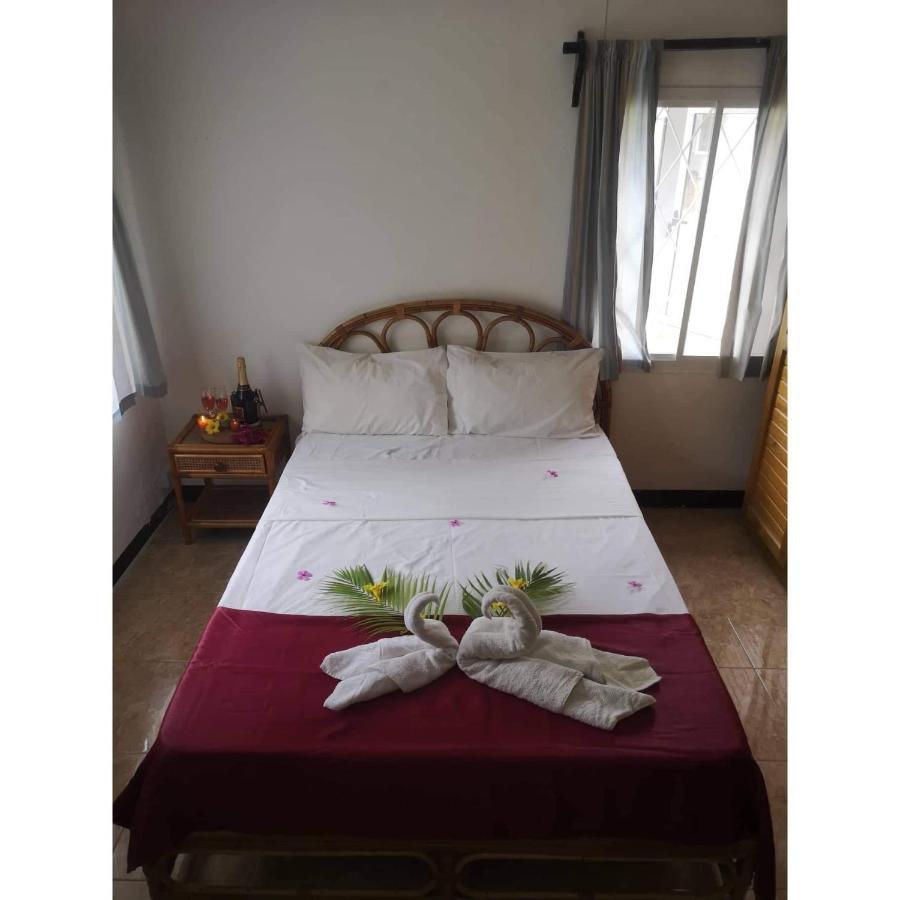Villa Karel Mauritius Beach House Riambel Bagian luar foto