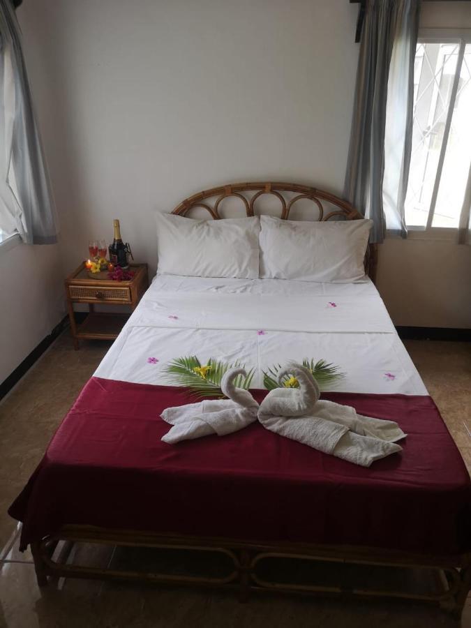 Villa Karel Mauritius Beach House Riambel Bagian luar foto
